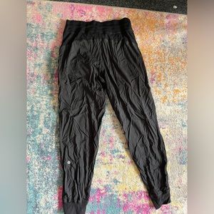 Size 6 Lulu Dance Studio Pants Black
